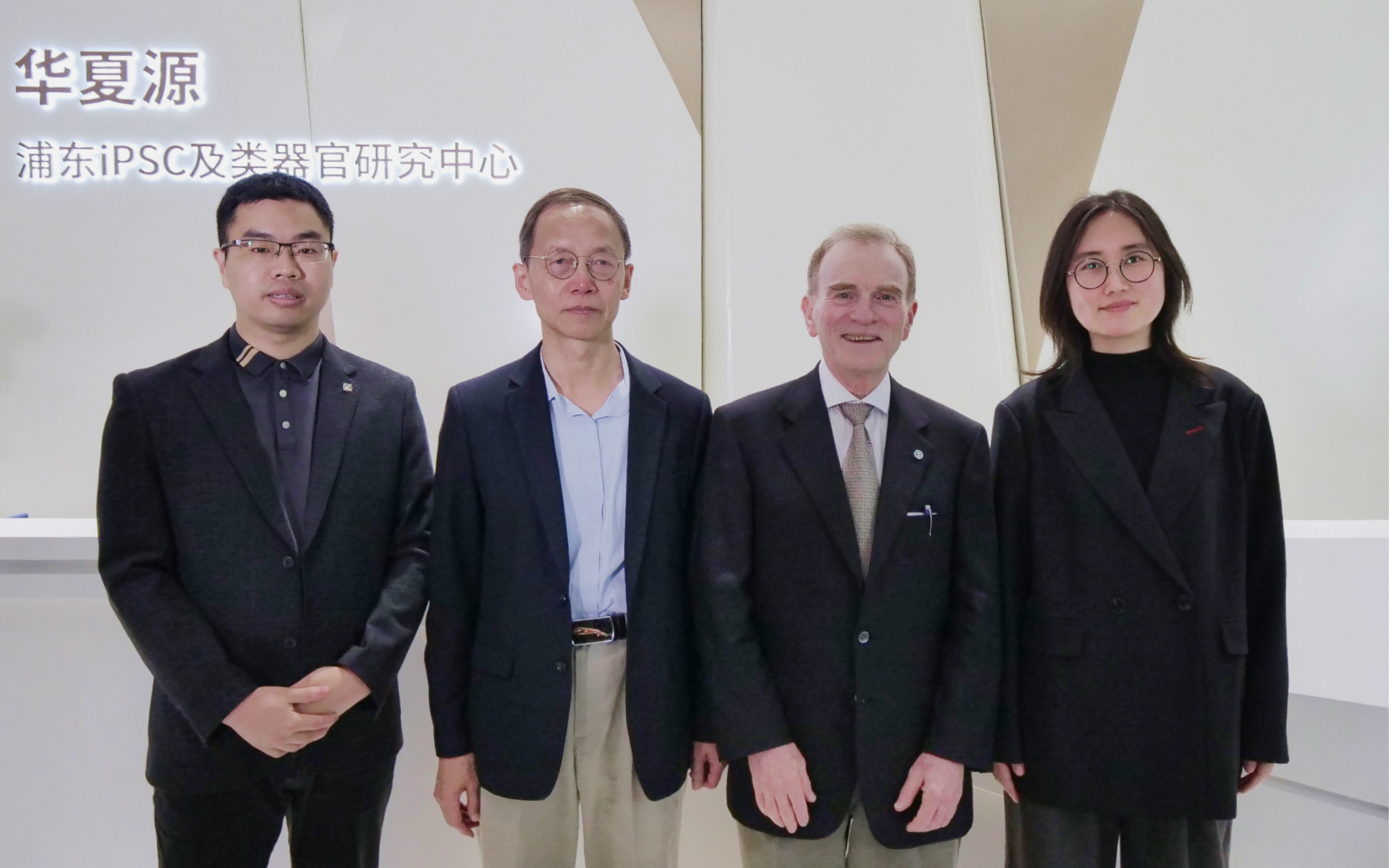 华夏源 - 兰迪·谢克曼 诺贝尓奖工作站